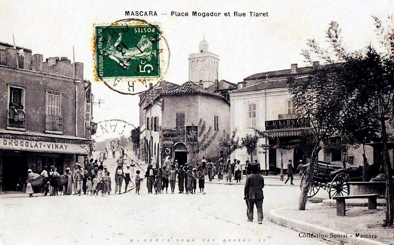 Mascara - Place Mogador et Rue de Tiaret -1913.jpg